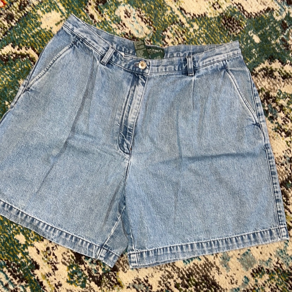 Vintage mom Jean Lauren for Ralph Lauren denim shorts